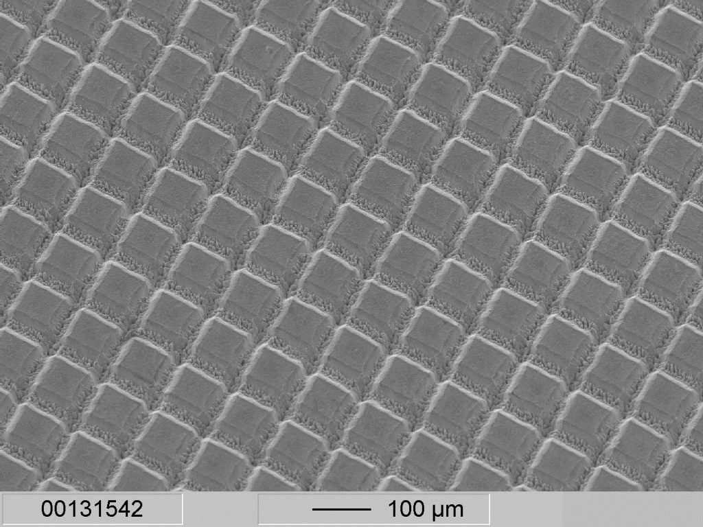 Texturation de surface de feuille métallique